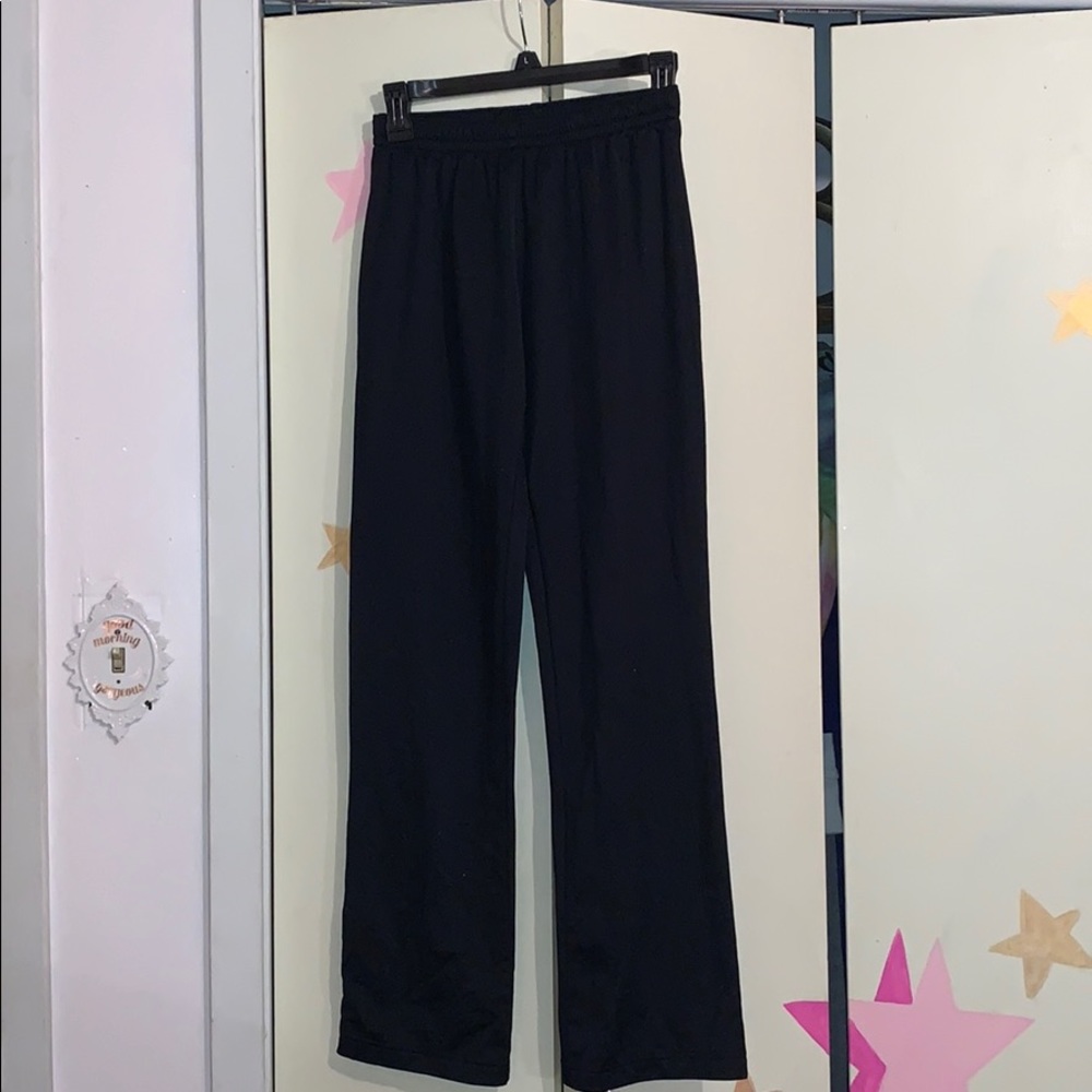 Black sweatpants